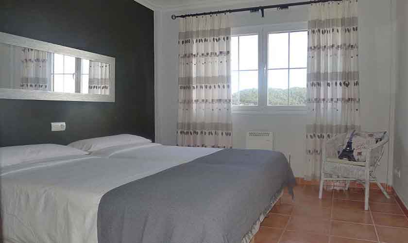 Schlafzimmer Ferienhaus Mallorca PM 5880
