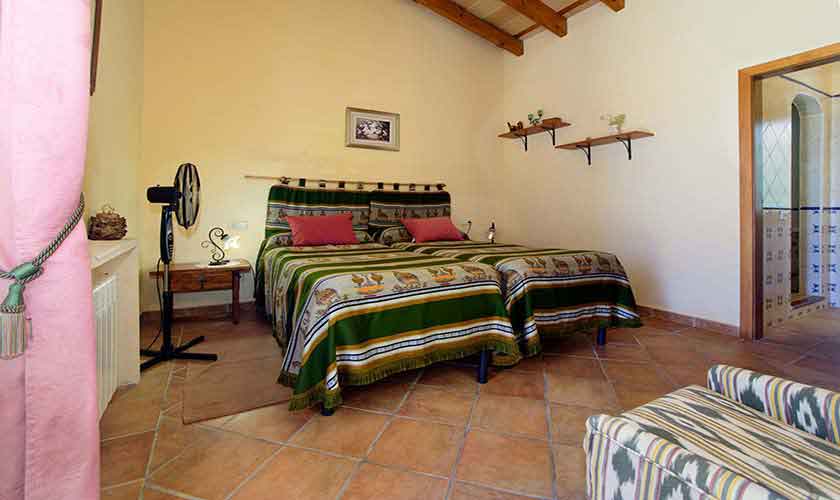 Schlafzimmer Finca Mallorca 8 Personen PM 6013